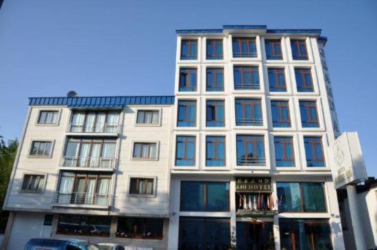 Grand Ani Hotel Kars Esterno foto